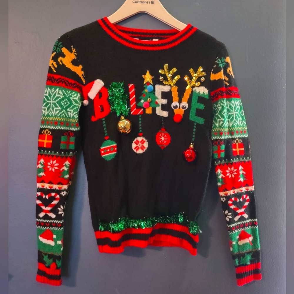 Festive Christmas Sweater with Colorful Decorations XS